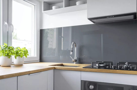 Crédence cuisine : quel matériau choisir pour un rendu professionnel et durable ?