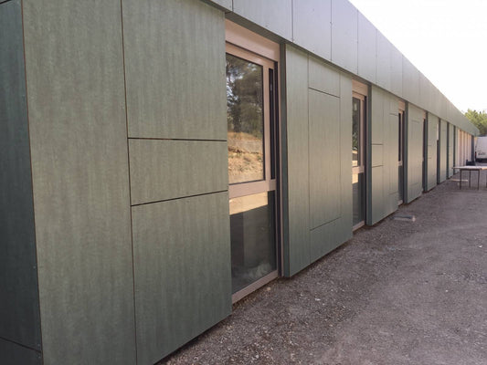 Panneaux aluminium vs PVC expansé : quel matériau choisir ?